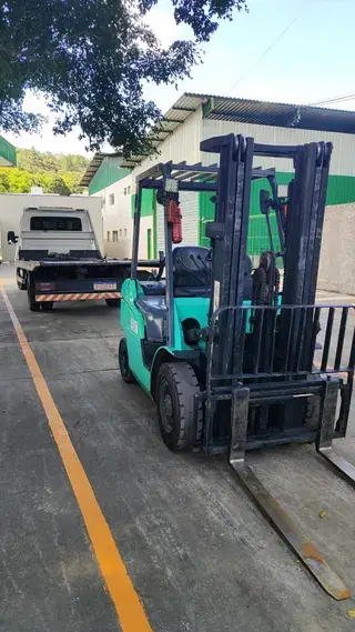 Empilhadeira Mitsubishi FG25NM usada, ano 2013, em São José dos Campos — foto 3